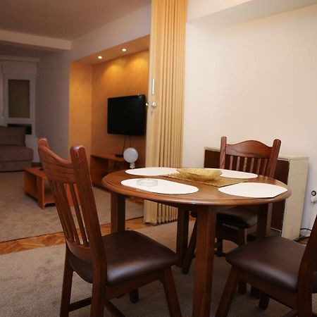 Comfort Inn Apartment Yeni Pazar Dış mekan fotoğraf