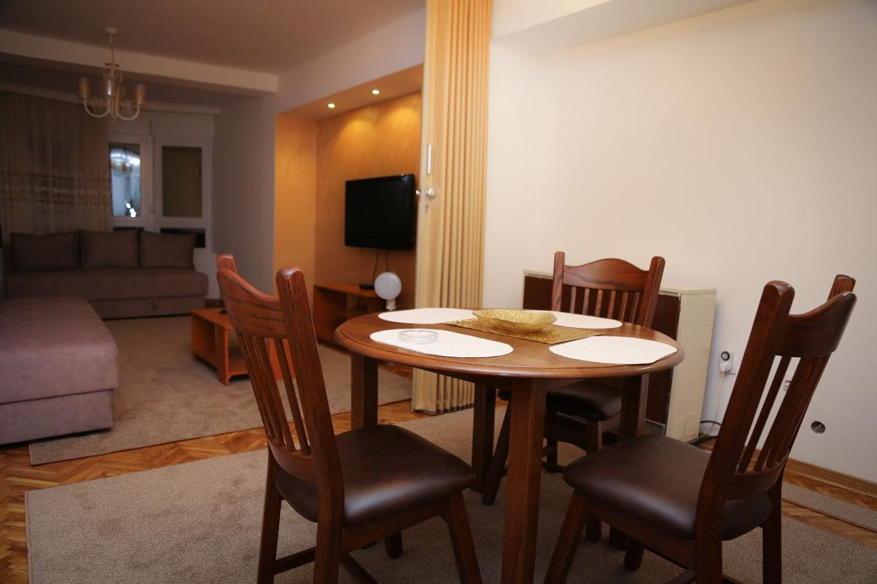 Comfort Inn Apartment Yeni Pazar Dış mekan fotoğraf